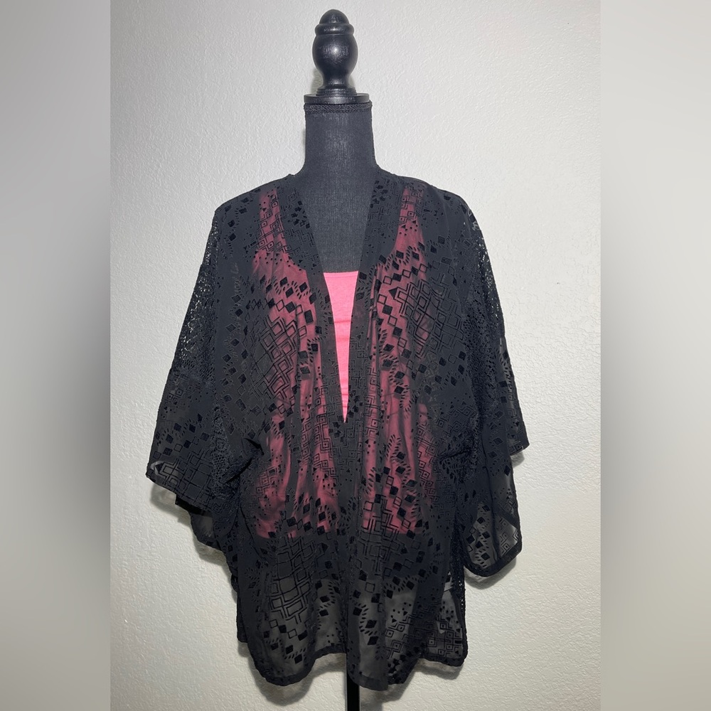 Hollister Black Kimono